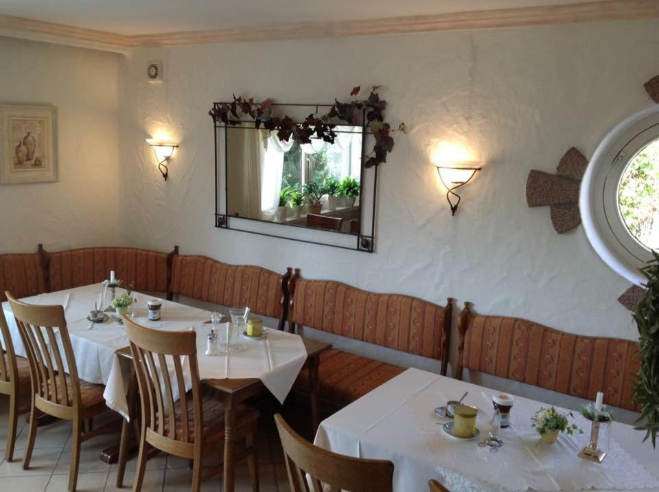 Bed and Breakfast Haus Diana à Dottingen  Extérieur photo