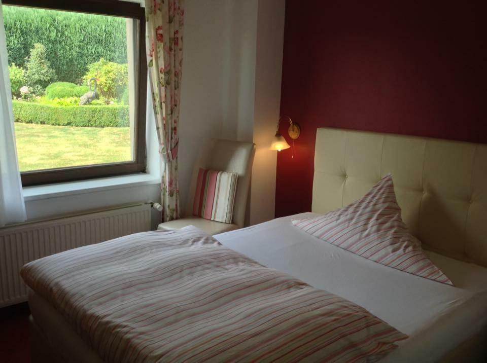 Bed and Breakfast Haus Diana à Dottingen  Extérieur photo